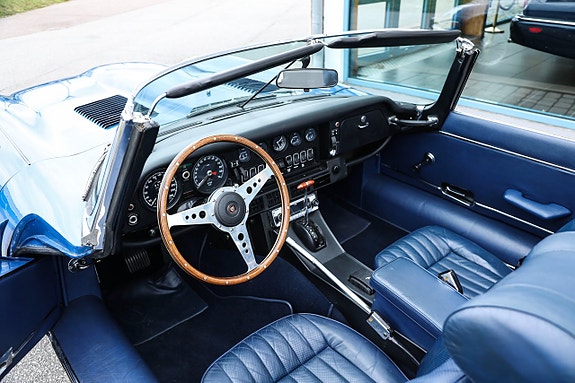 Jaguar E-TYPE 18 of 22