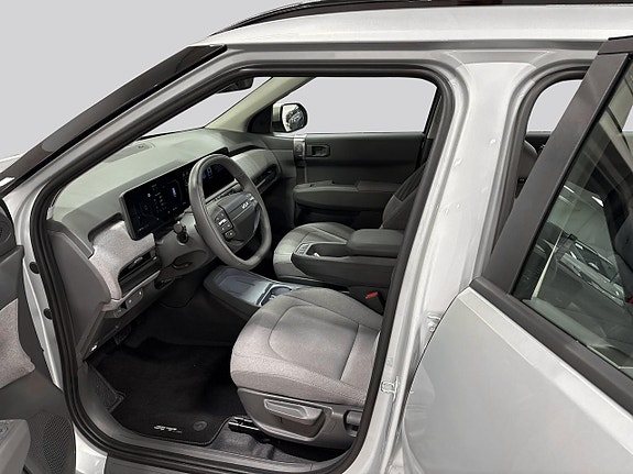 Kia EV3 8 of 14