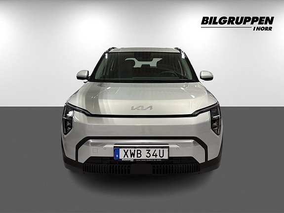 Kia EV3 2 of 14