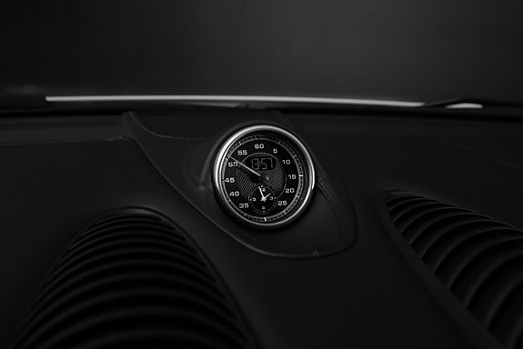 Porsche 718 Spyder 28 of 29