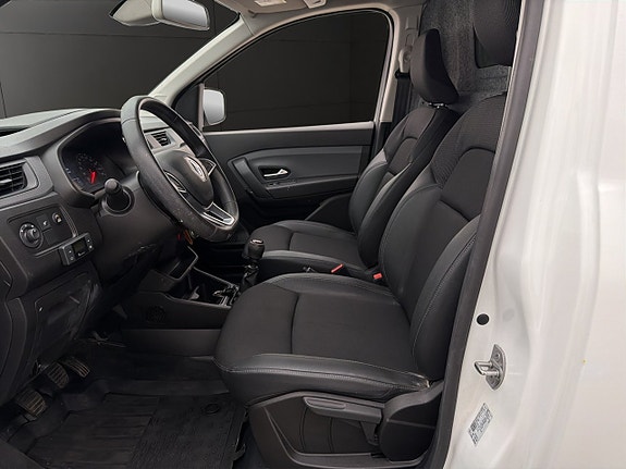 Renault Kangoo Express 12 of 29