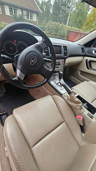 Subaru Outback 6 of 8
