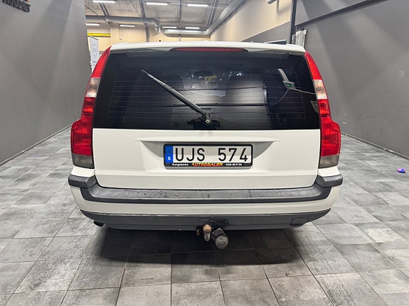 Volvo V70 4 of 9