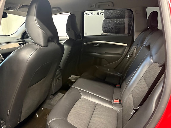 Volvo V70 11 of 11