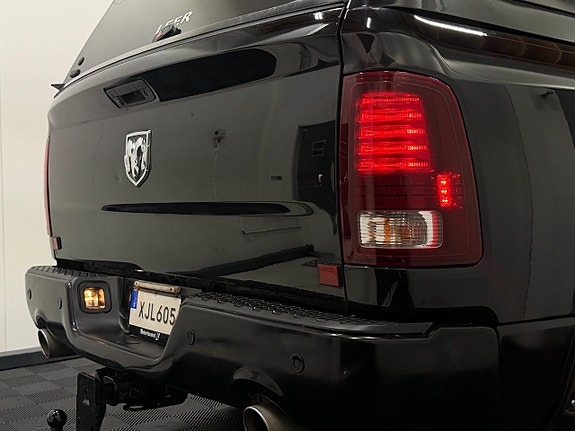 Dodge RAM 1500 16 of 30