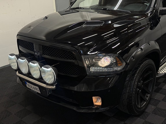 Dodge RAM 1500 4 of 30