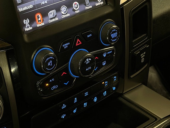 Dodge RAM 1500 27 of 30