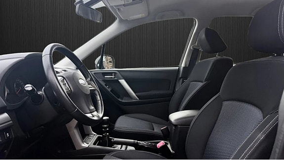 Subaru Forester 6 of 8