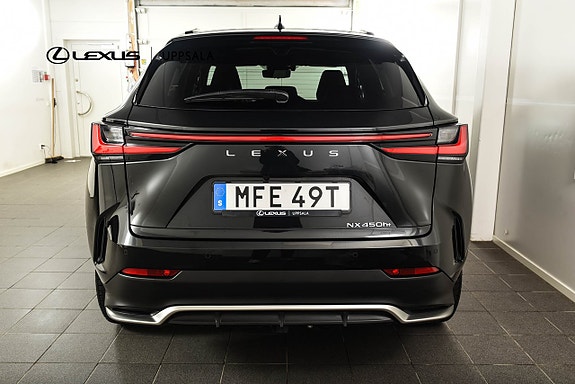 Lexus NX450h+ 4 of 26