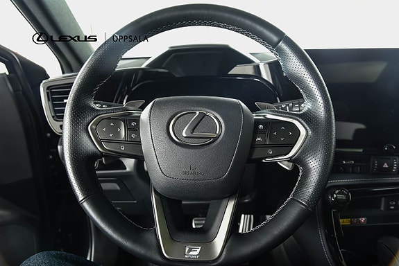 Lexus NX450h+ 14 of 26