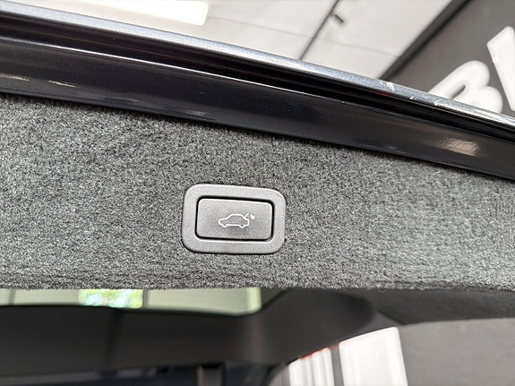 Volvo V70 18 of 26