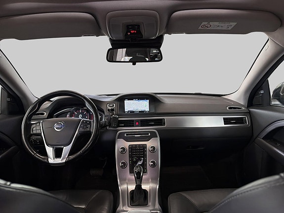Volvo V70 10 of 26