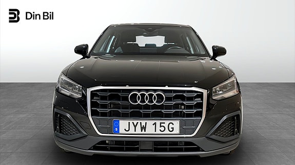 Audi Q2 4 of 12