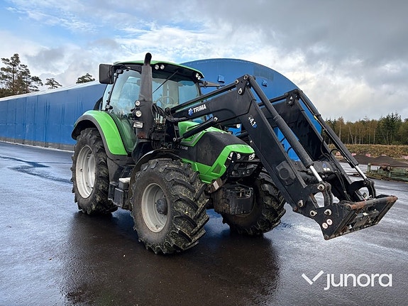 Traktor Deutz-Fahr 6130.4 TTV med Trima frontlastare 7 of 30