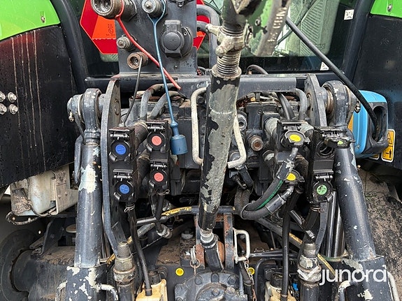 Traktor Deutz-Fahr 6130.4 TTV med Trima frontlastare 14 of 30