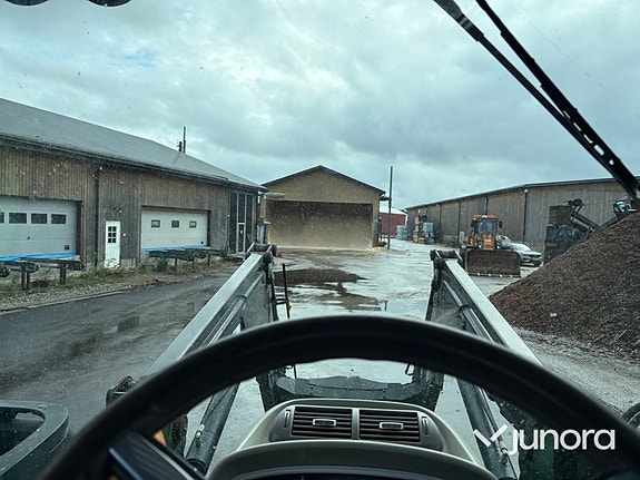 Traktor Deutz-Fahr 6130.4 TTV med Trima frontlastare 30 of 30