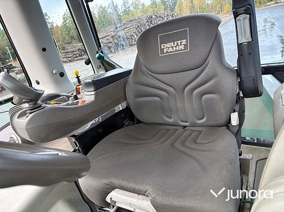 Traktor Deutz-Fahr 6130.4 TTV med Trima frontlastare 28 of 30