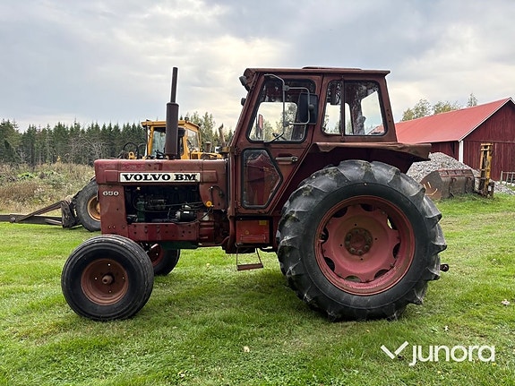 Traktor Volvo BM T650 2 of 30
