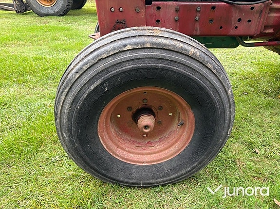Traktor Volvo BM T650 21 of 30