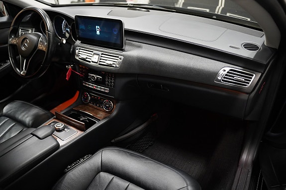 Mercedes-Benz CLS250 9 of 21