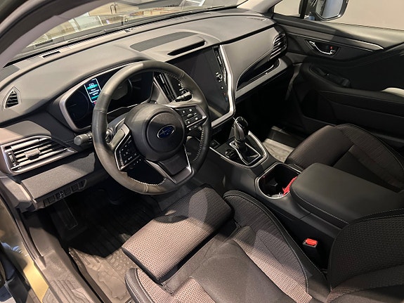 Subaru Outback 9 of 15