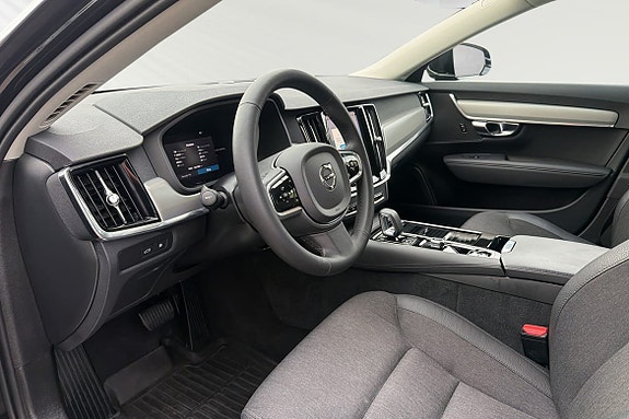 Volvo V90 8 of 13