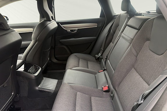 Volvo V90 9 of 13