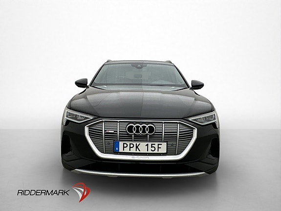Audi e-tron 3 of 30