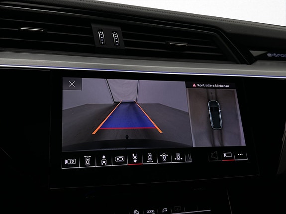 Audi e-tron 25 of 30