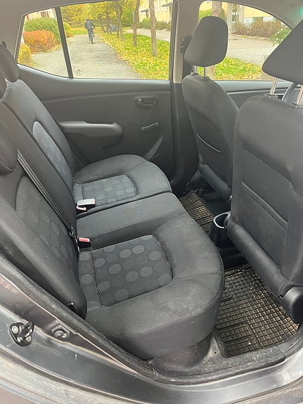Hyundai i10 5 of 6