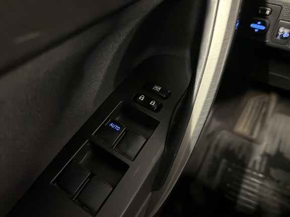 Toyota Auris 11 of 21