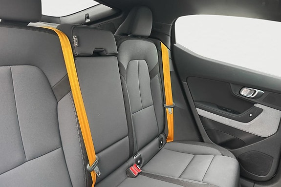 Polestar 2 15 of 16