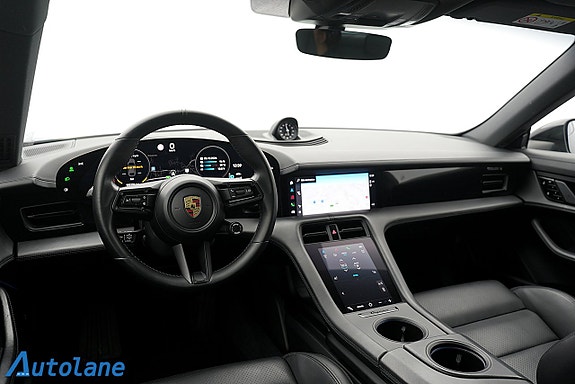 Porsche Taycan 4 22 of 30
