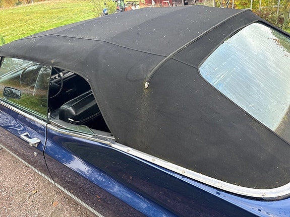 Cadillac Deville 14 of 23