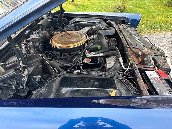 Cadillac Deville 22 of 23
