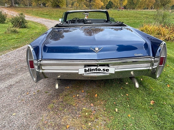 Cadillac Deville 6 of 23
