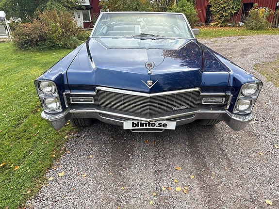 Cadillac Deville 2 of 23