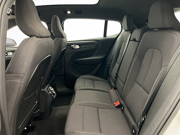 Volvo C40 24 of 30