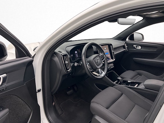 Volvo C40 12 of 30