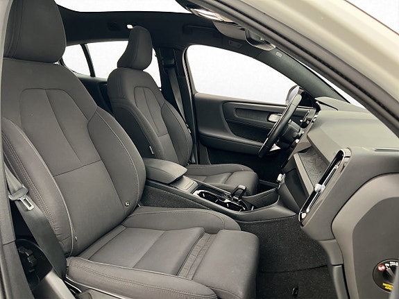 Volvo C40 15 of 30