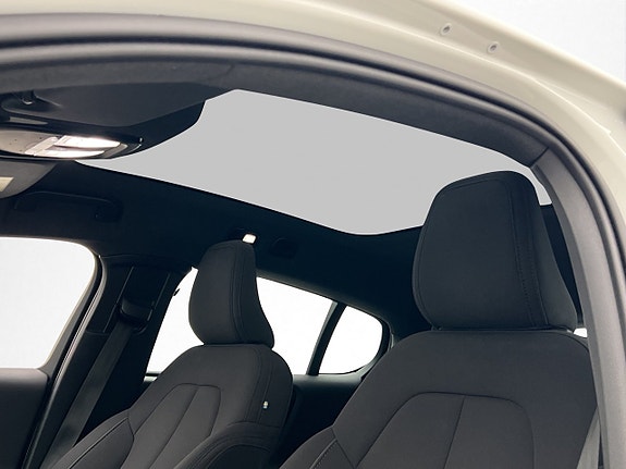 Volvo C40 18 of 30