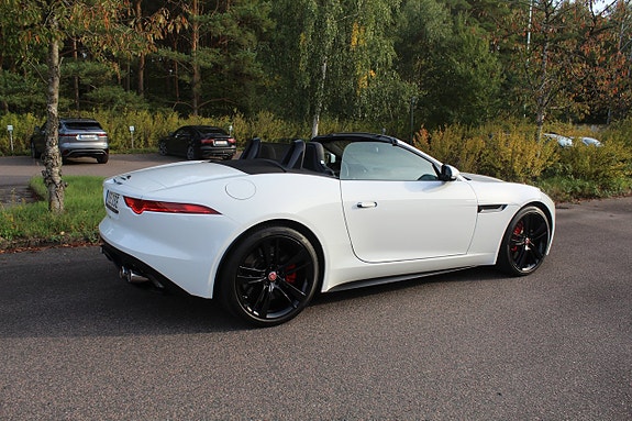 Jaguar F-TYPE 12 of 21