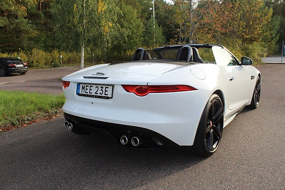 Jaguar F-TYPE 13 of 21