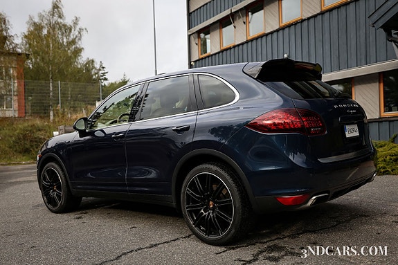 Porsche Cayenne 6 of 20