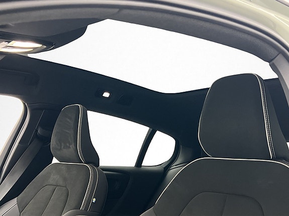 Volvo C40 14 of 30