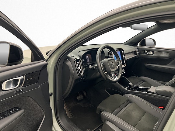Volvo C40 12 of 30