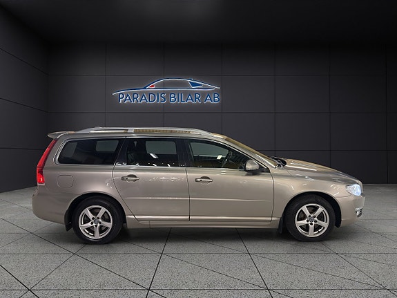 Volvo V70 6 of 30
