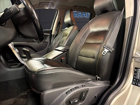 Volvo V70 16 of 30