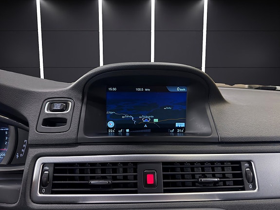 Volvo V70 26 of 30
