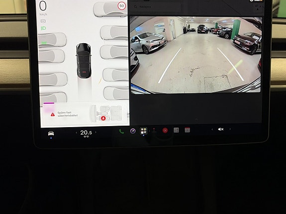 Tesla Model Y 17 of 18